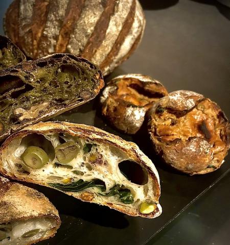 〜パンの製法を「骨格」から考える〜『捏ねないパン、捏ねるパン』