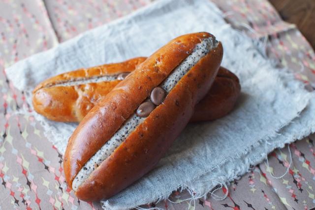 中種と湯種で作る、モッチリ食感のパン♪　～全粒粉食パン、菓子パン～