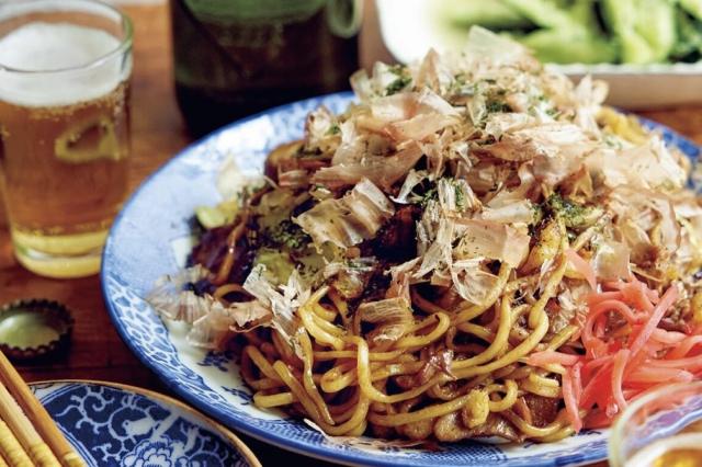 創業120年定食屋が教える鉄板おかず「本気で作るソース焼きそば・麻婆茄子」