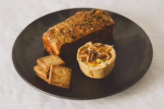 フランス焼き菓子のレシピとテクニック　VOL7　～サレ(salé)コレクション～