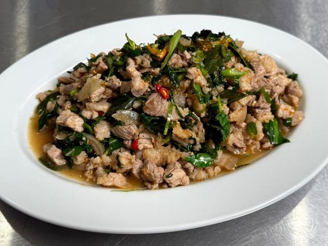 シェフが一番好きなタイ料理&スペシャリテ!ガチ現地式「ラープ・ムー」