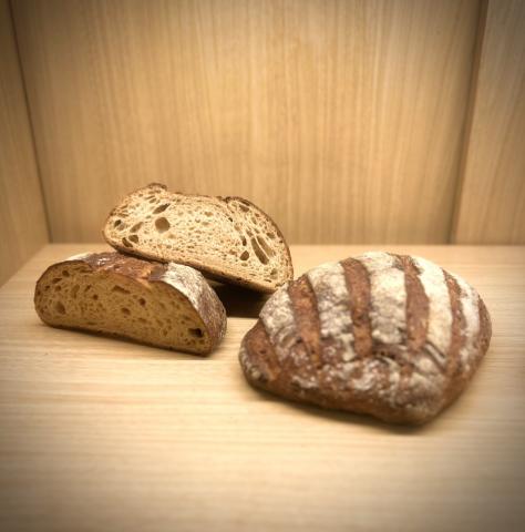 ブリオッシュ・ペイザンヌ(直焼き)