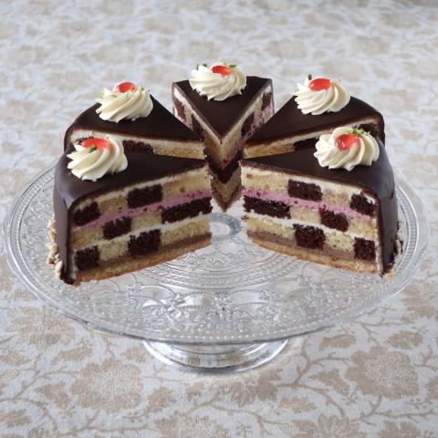 フュルスト・ピュックラー・トルテ