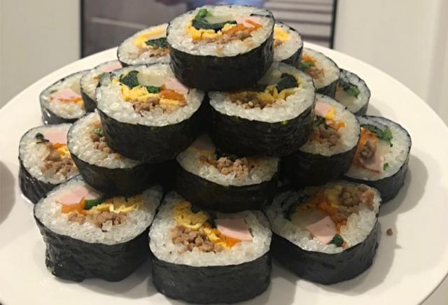 本当に美味しい韓国料理「韓国海苔巻き キンパ」