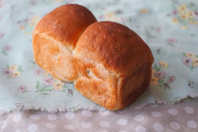 4月　山形食パン