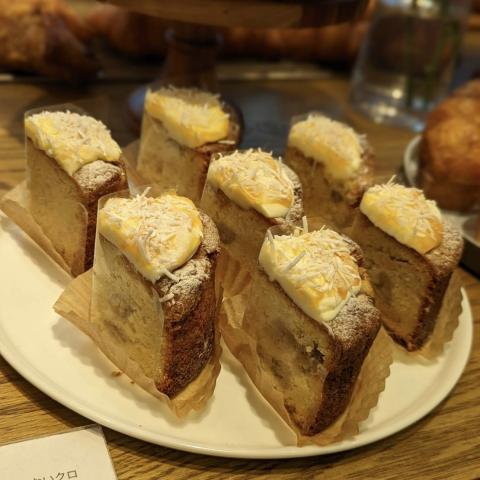 バナナとココナッツのベイクケーキ