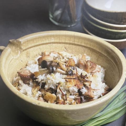 コムタイカム(レモングラスと鶏肉の炊き込みごはん)