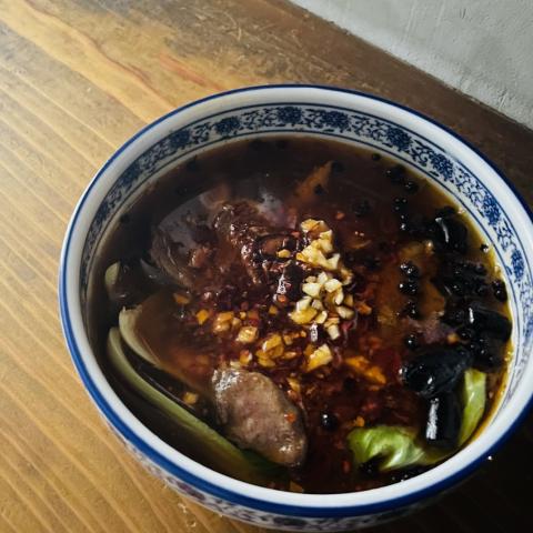【やみつき必至】夏に美味しい「スパイスつまみ」水煮牛肉　他