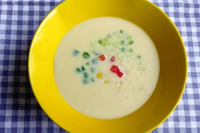 7月　とうもろこしのガスパチョ