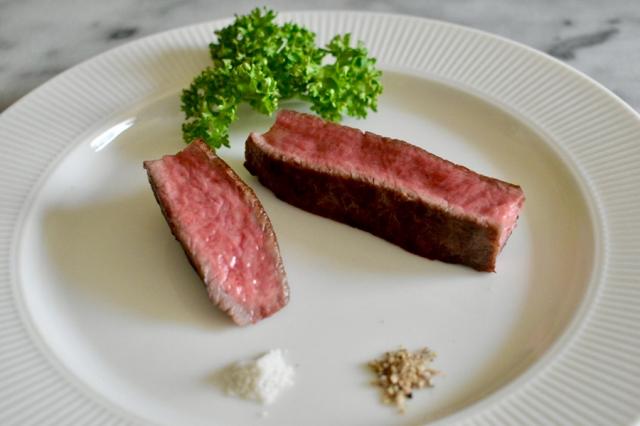 ワインと料理を楽しむ会　残暑に食べたい、しっとりジューシーなステーキを極める夜