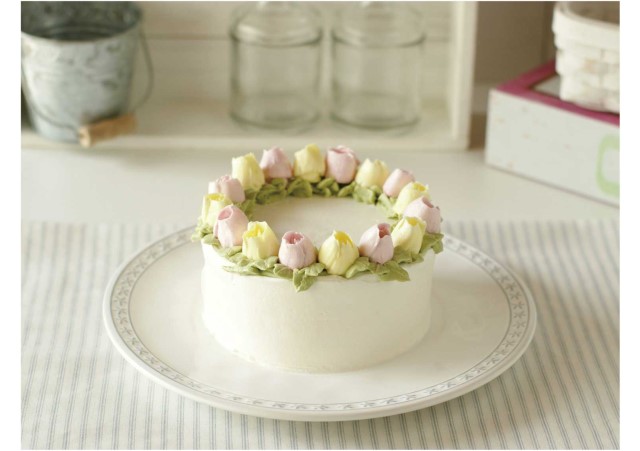 1月:早咲きチューリップのケーキ