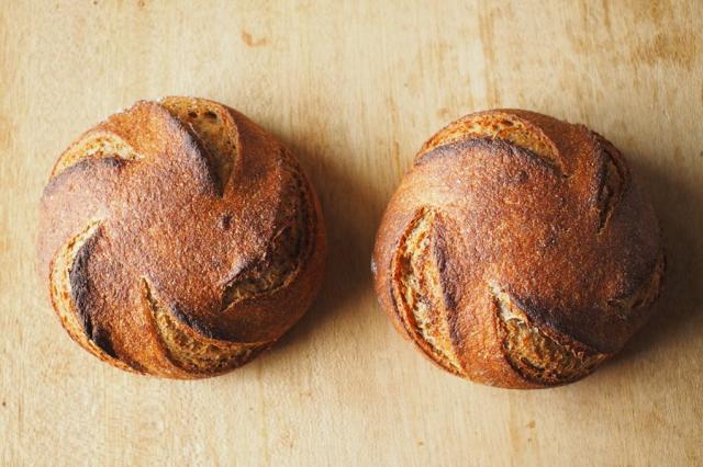 新麦コレクションリレーレッスン第一弾!　粉から挽くパン作り - おおらかな季節のパンと菓子を知る