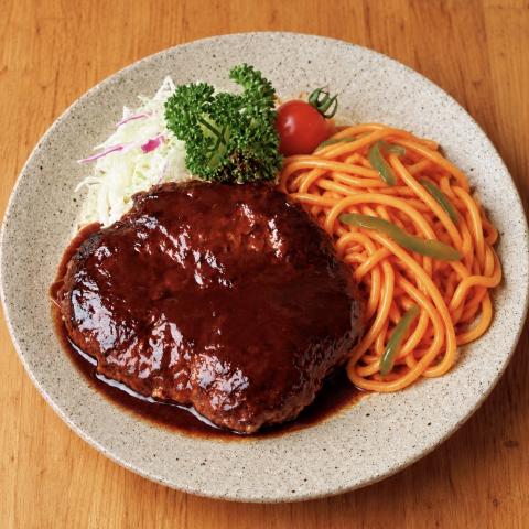 創業120年定食屋が教える鉄板おかず「菱田屋流ハンバーグ&ナポリタン」