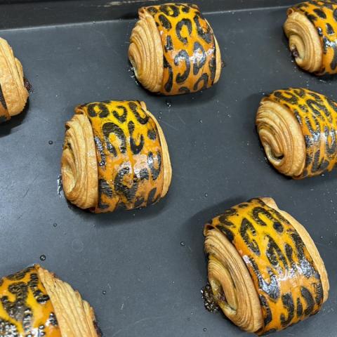 豹柄のクロワッサン