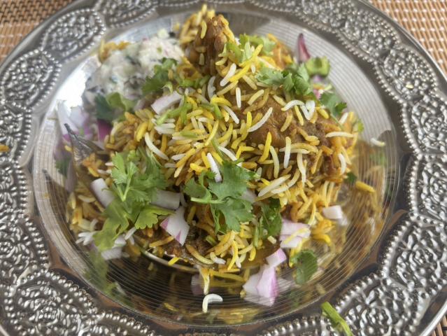 一人一鍋作る「はじめてだけど美味しいビリヤニ　他3品」