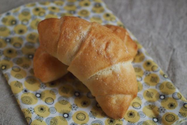 米粉塩バターロール
