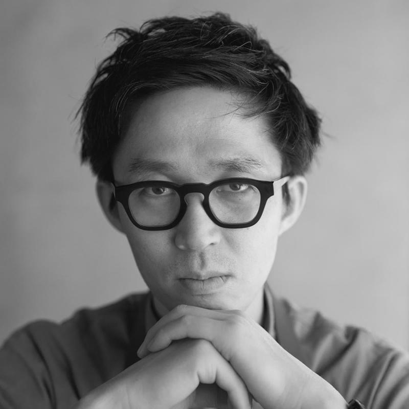 國長 亮平